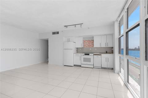 555 NE 15th St 501, Miami FL - photo 14 of 31