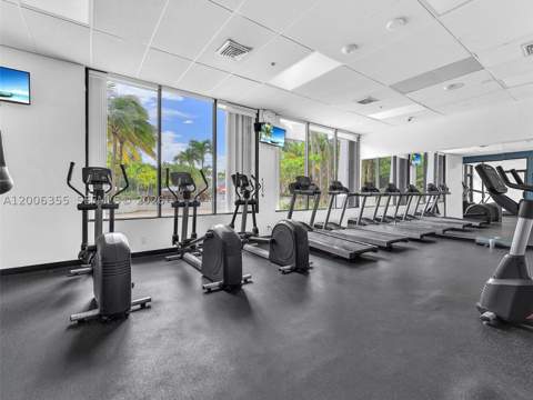 100 Bayview Dr 216, Sunny Isles Beach FL - photo 22 of 28