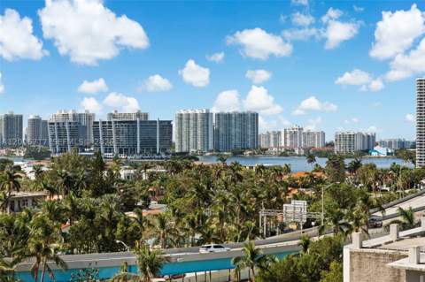 19201 Collins Ave 736, Sunny Isles Beach FL - photo 7 of 15