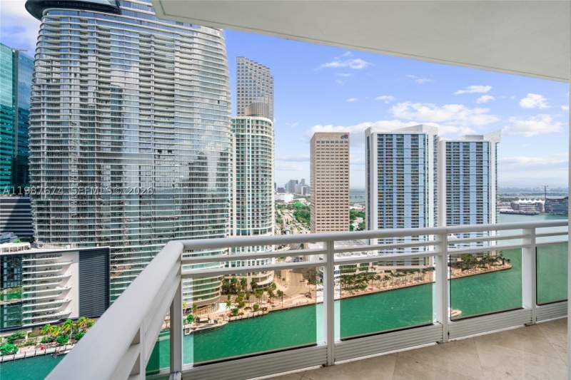 3 bedroom Condominium at 901 Brickell Key Blvd 2804, Carbonell Condo, Miami — photo 5