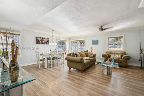 3862 NE 171st St E, North Miami Beach FL - photo 10 of 63