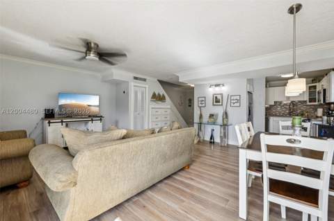 3862 NE 171st St E, North Miami Beach FL - photo 15 of 63