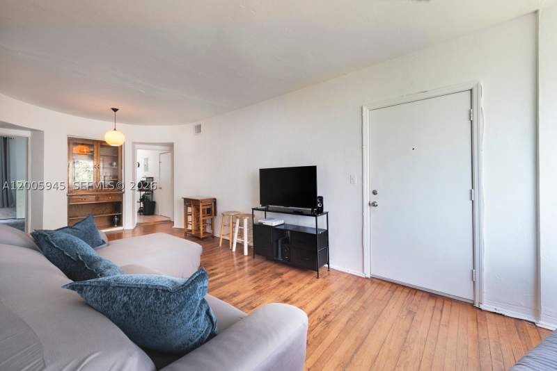 1 bedroom Condominium at 6941 Bay Dr B3, Normandy Palms Condo, Miami Beach — photo 3