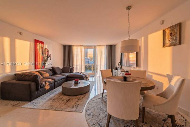 2 bedroom Condominium at 901 Brickell Key Blvd 1009, Carbonell Condo, Miami — photo 3