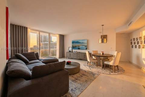 901 Brickell Key Blvd 1009, Miami FL - photo 8 of 33