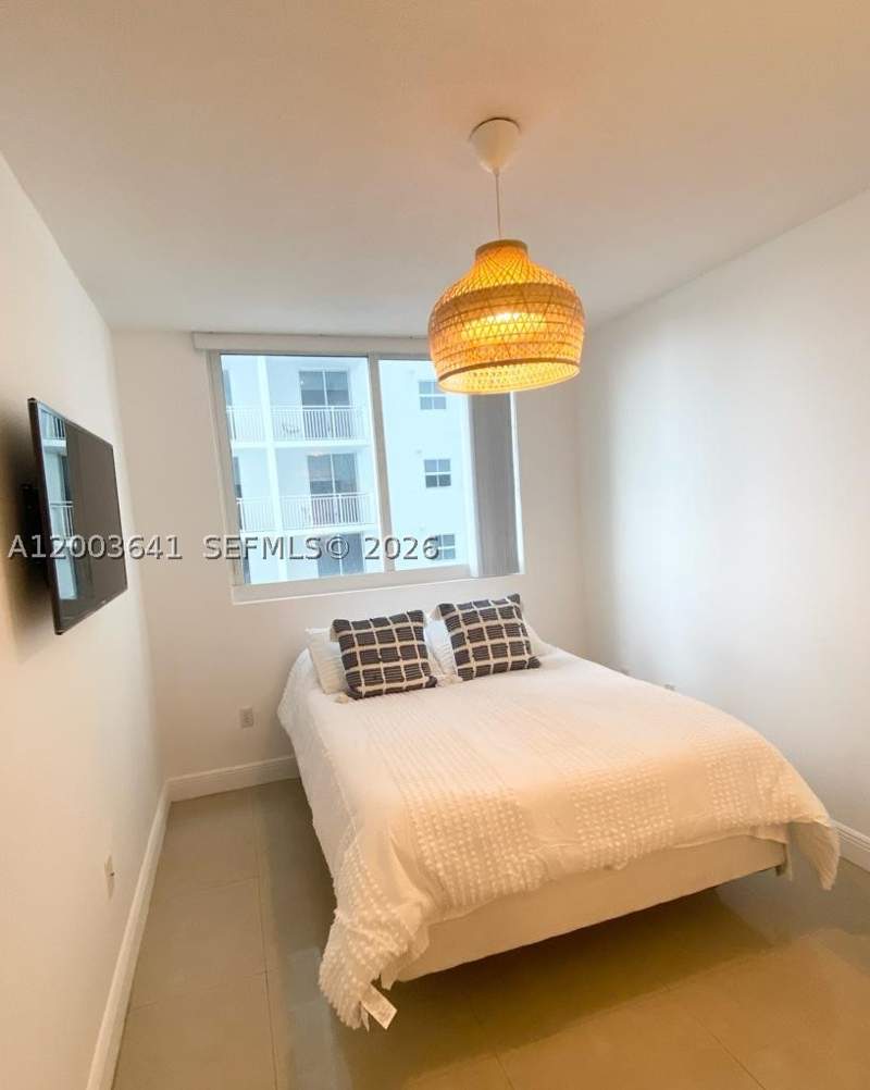2 bedroom Condominium at 170 SE 14th St 1504, The Sail Condo, Miami — photo 2