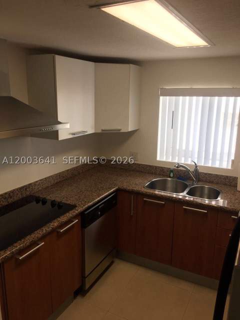 170 SE 14th St 1504, Miami FL - photo 7 of 11