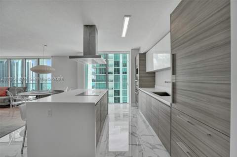 330 Sunny Isles Blvd 5-2207, Sunny Isles Beach FL - photo 7 of 30