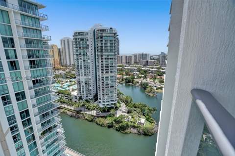 330 Sunny Isles Blvd 5-2207, Sunny Isles Beach FL - photo 9 of 30