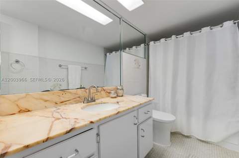 5401 Collins Ave 611, Miami Beach FL - photo 23 of 36