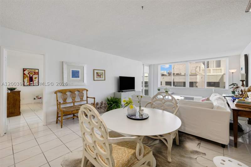 1 bedroom Condominium at 5401 Collins Ave 611, The Carriage House Condo, Miami Beach — photo 5