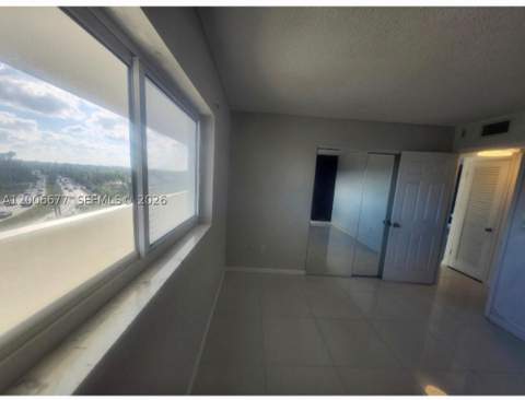 1175 NE Miami Gardens Dr 703, Miami FL - photo 19 of 35