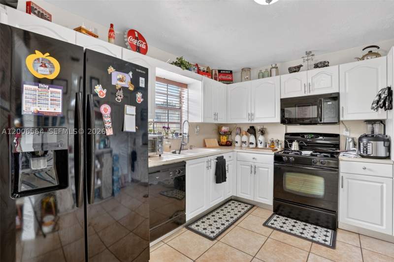 2 bedroom Townhouse at 8330 SW 154th Ave 35, Centre Court Condo, Miami — photo 5