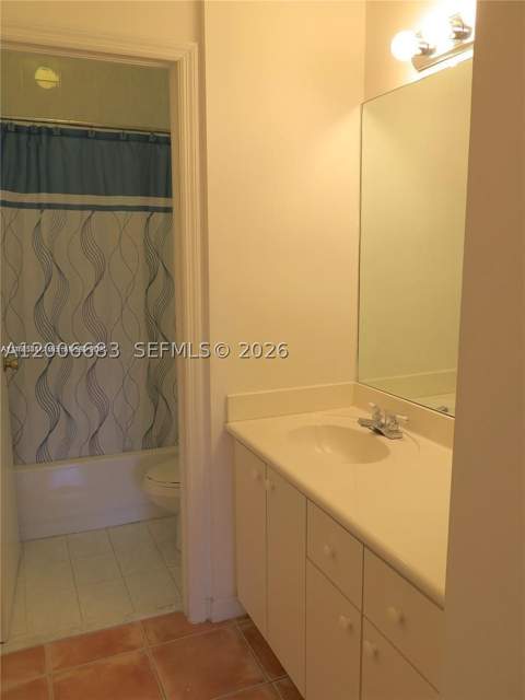 6202 NW 116th Pl 443, Doral FL - photo 11 of 23