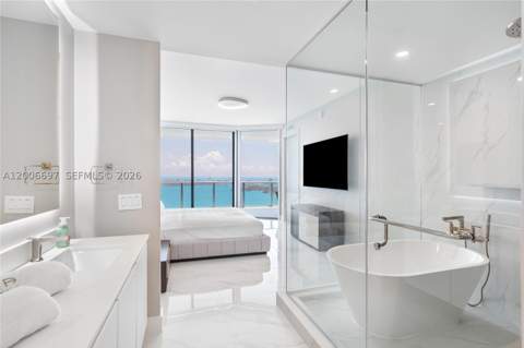 700 NE 24th St 5407, Miami FL - photo 15 of 85