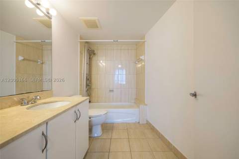 1750 N Bayshore Dr 3801, Miami FL - photo 19 of 23
