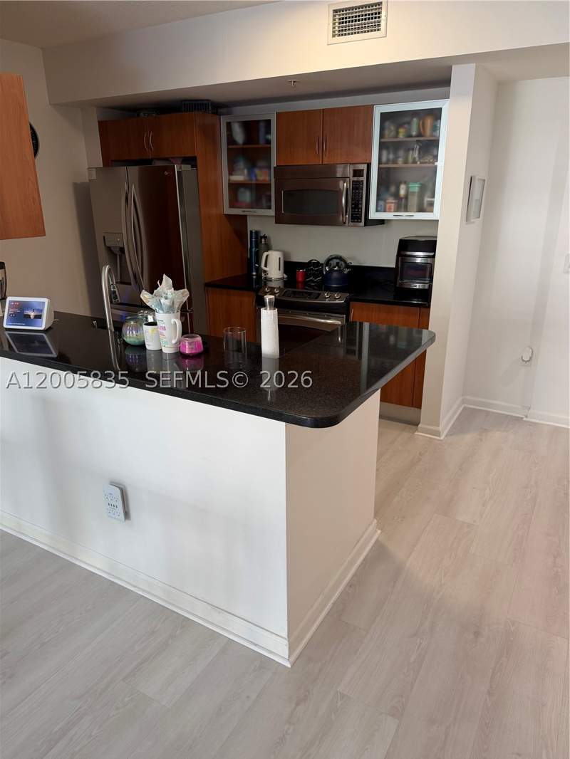 1 bedroom Condominium at 18800 NE 29th Ave 419, Venture At Aventura East, Aventura — photo 2