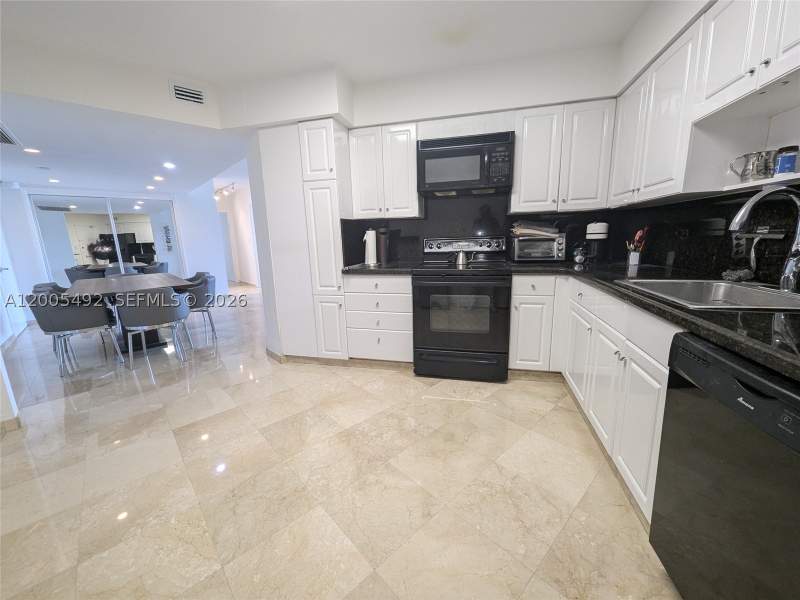 2 bedroom Condominium at 5161 Collins Ave 518, Seacoast 5151 Condo, Miami Beach — photo 5