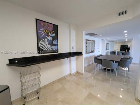 5161 Collins Ave 518, Miami Beach FL - photo 6 of 51