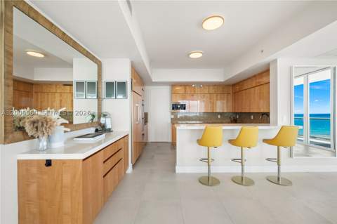 50 S Pointe Dr 1201/08, Miami Beach FL - photo 17 of 52