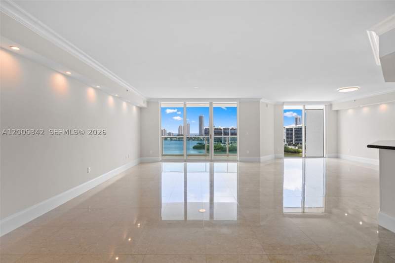 4 bedroom Condominium at 3301 NE 183rd St 1604, The Peninsula II Condo, Aventura — photo 4