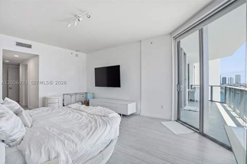17301 Biscayne Blvd 1905, North Miami Beach FL - photo 22 of 49