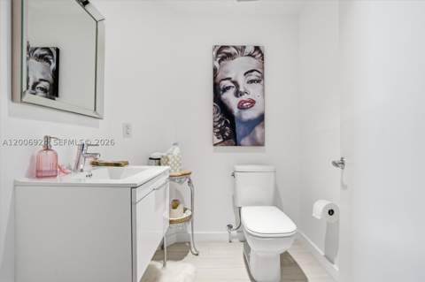 17301 Biscayne Blvd 1905, North Miami Beach FL - photo 23 of 49