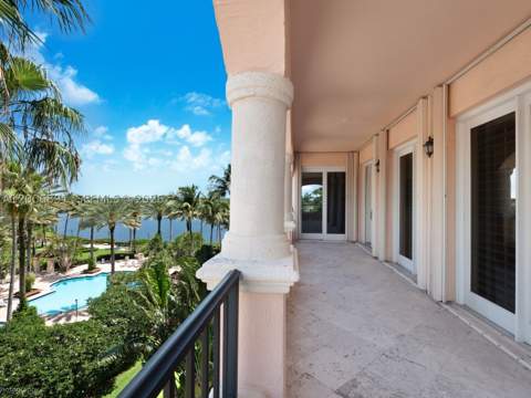 13643 Deering Bay Dr 146, Coral Gables FL - photo 17 of 18