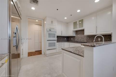 13643 Deering Bay Dr 146, Coral Gables FL - photo 6 of 18