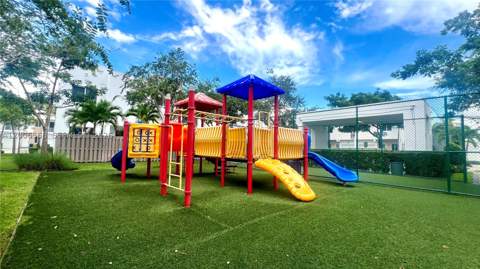 10279 NW 72nd St, Doral FL - photo 24 of 24