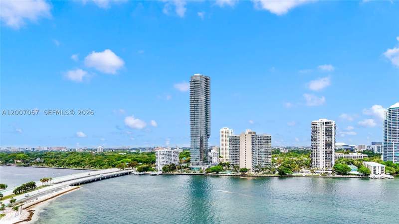 2 bedroom Condominium at 175 SE 25 Road 803, Una Residence Unit 803, Miami — photo 3