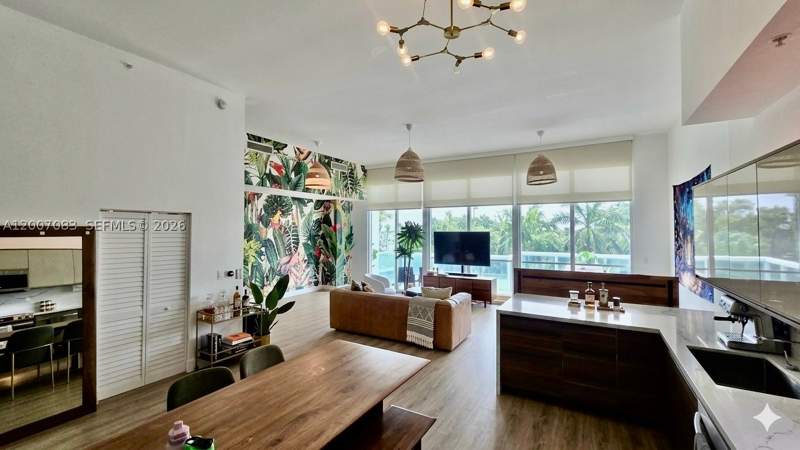 1 bedroom Condominium at 1800 N Bayshore Dr 303, 1800 Club Condo, Miami — photo 5