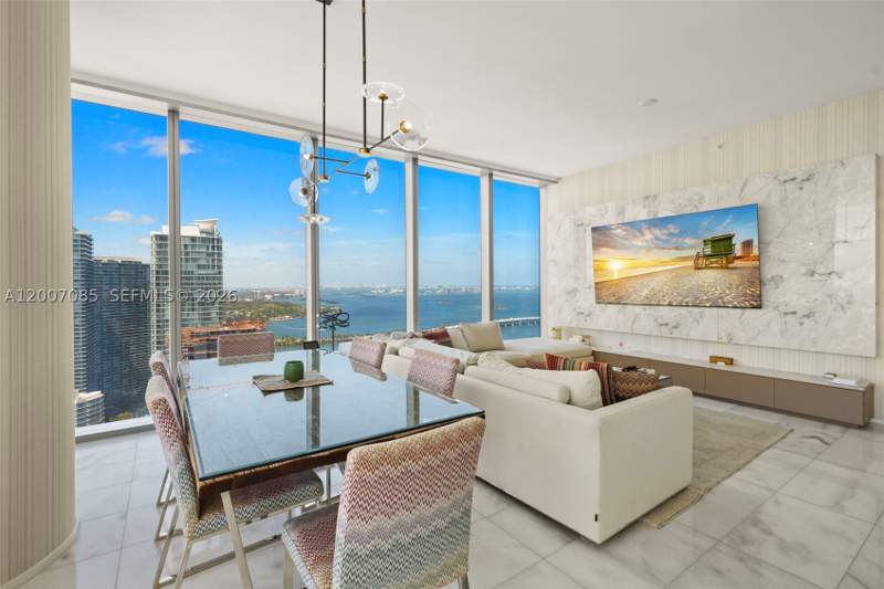 2 bedroom Condominium at 700 NE 26th Ter 4206, Escottonia Park, Miami — photo 2