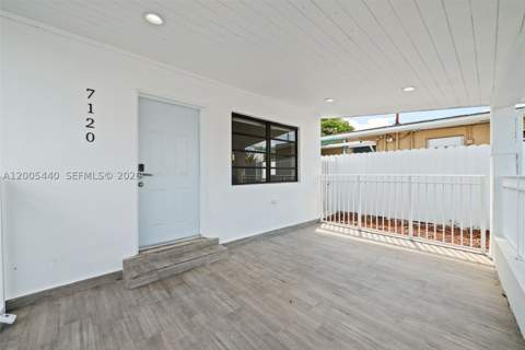 7120 SW 21st St, Miami FL - photo 7 of 47