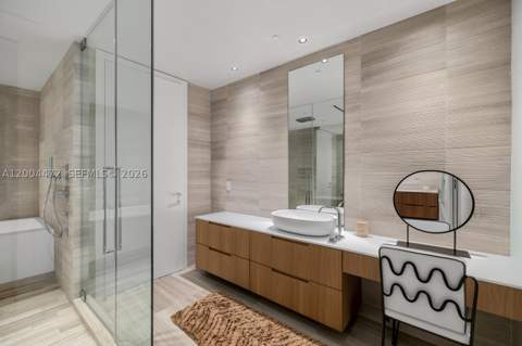 4701 N Meridian Ave 627, Miami Beach FL - photo 17 of 33
