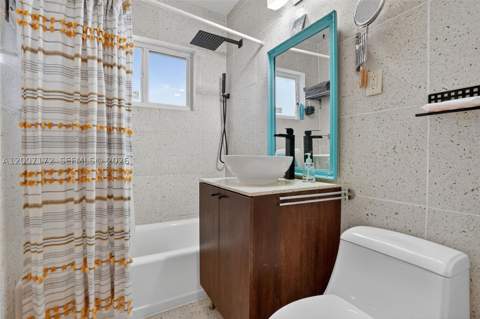 270 NW 106th St, Miami FL - photo 18 of 33