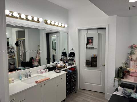 10720 NW 66th St 206, Doral FL - photo 12 of 14