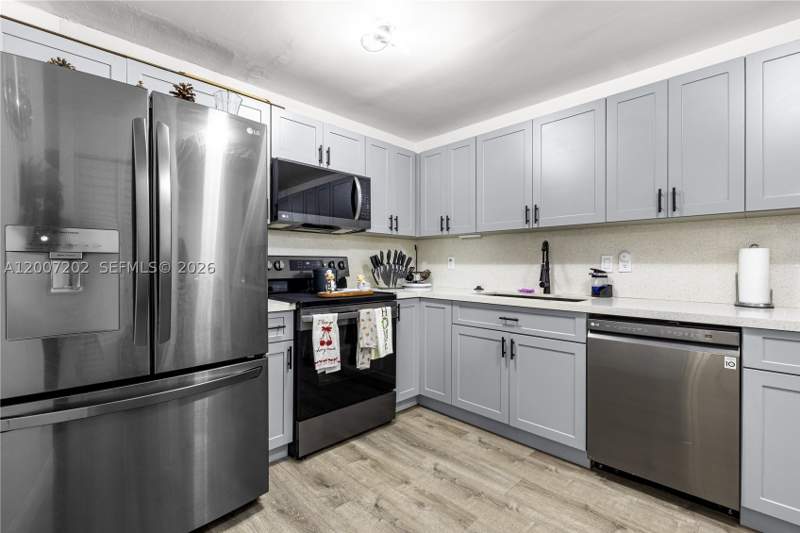 2 bedroom Condominium at 203 NE 12th Ave 203, Seagrape Village Condo, Homestead — photo 5