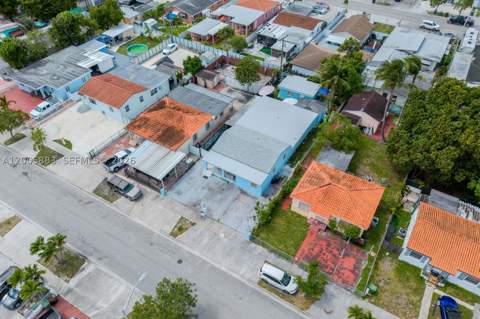 141 E 16th St, Hialeah FL - photo 7 of 11
