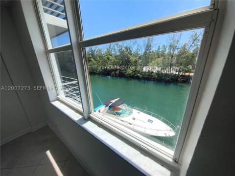 3660 NE 166th St 302, North Miami Beach FL - photo 8 of 23