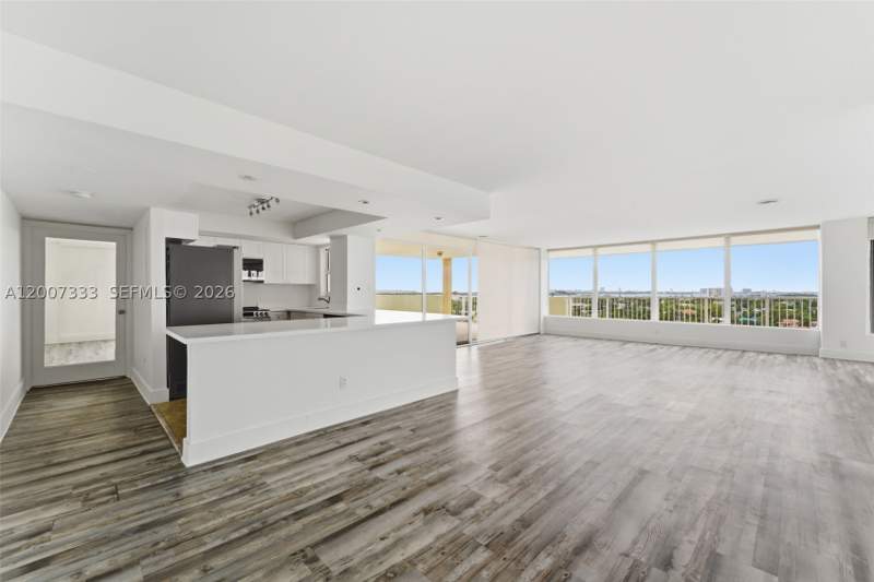 3 bedroom Condominium at 2000 NE 135th St Ph, Keystone Towers Condo, North Miami — photo 2
