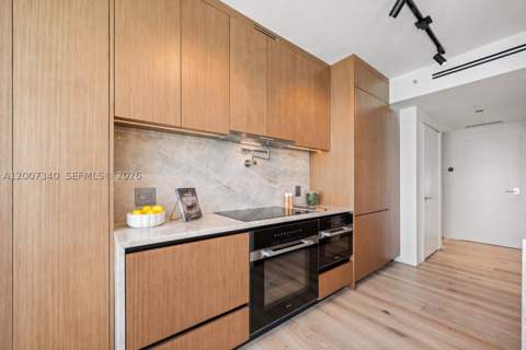 6365 Collins Ave 3904, Miami Beach FL - photo 9 of 22