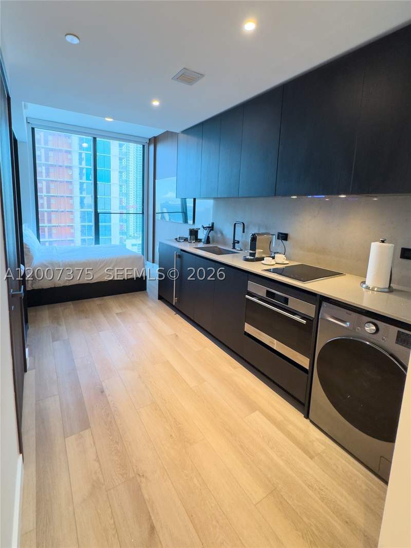 0 bedroom Condominium at 20 NE 11th St 3006B, E11Even, Miami — photo 4