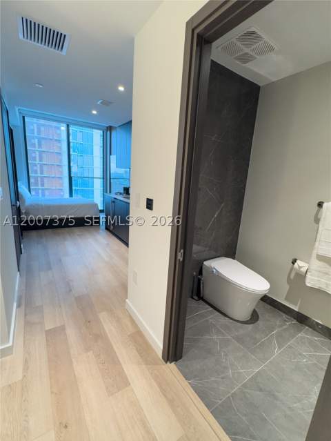 20 NE 11th St 3006B, Miami FL - photo 9 of 17