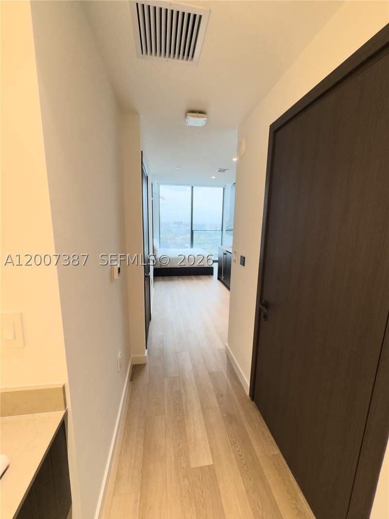 0 bedroom Condominium at 20 NE 11th St 3012B, E11Even, Miami — photo 5