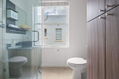 119 Menores Ave 7A, Coral Gables FL - photo 15 of 23