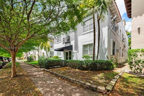 119 Menores Ave 7A, Coral Gables FL - photo 17 of 23