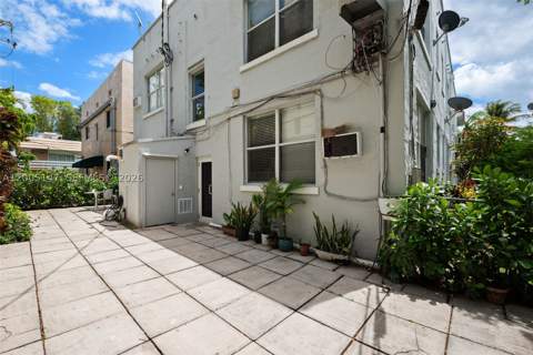 119 Menores Ave 7A, Coral Gables FL - photo 20 of 23