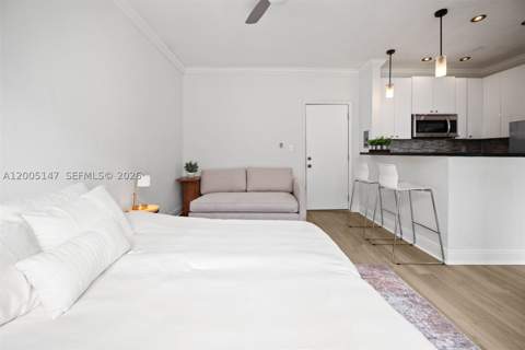119 Menores Ave 7A, Coral Gables FL - photo 9 of 23