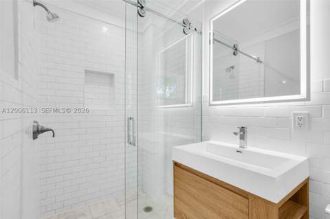 2 NW 89th St, El Portal FL - photo 15 of 32